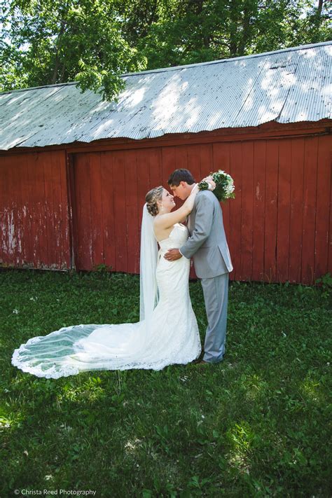 Beautiful Ridges At Sand Creek Wedding | Jordan, Mn Photography ...