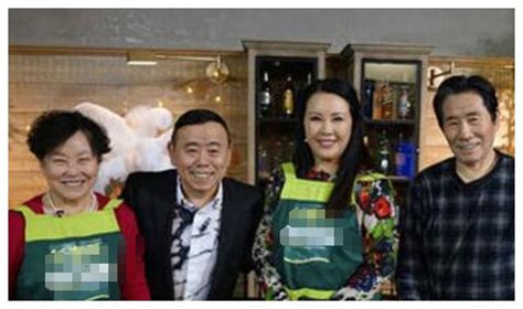 潘长江惊喜加盟感恩妻子 《熟悉的味道3》节目组迎史上最大挑战_浙江卫视官网
