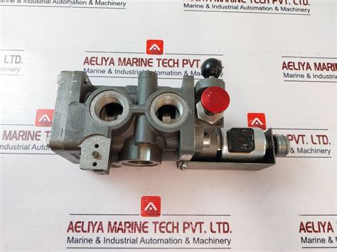 Rexroth 3711100200 3/2 Way Solenoid Valve – Aeliya Marine Tech