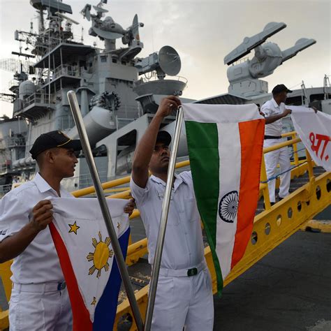 India, Philippines Discuss 'Practical Initiatives' to Expand Defense Ties