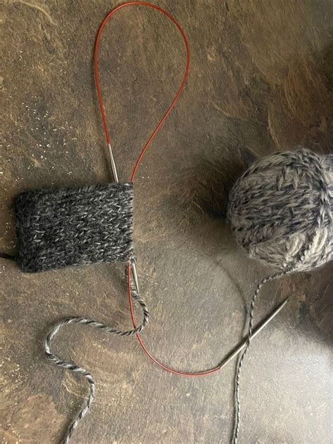 Knitting Hats in the Round w. Ricky Rangel, Anchorage re:MADE, March 9 ...