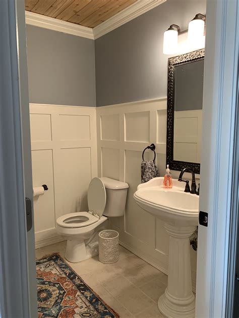 Board And Batten Bathroom Ideas - WERFBAT