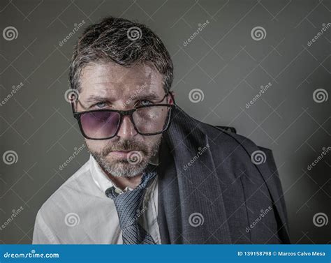 Weird Looking Man in Business Suit 的图像结果