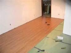 montaggio pavimento laminato posa pavimento parquet laminato lithos egger parchetto wmv montaggio pavimento laminato posa pavimento parquet laminato lithos egger parchetto wmv