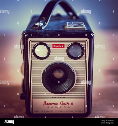 Kodak Brownie Flash II camera Stock Photo - Alamy