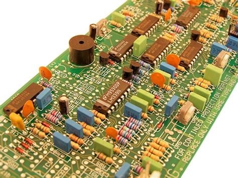 How to Test a Capacitor With a Digital Multimeter | Techwalla