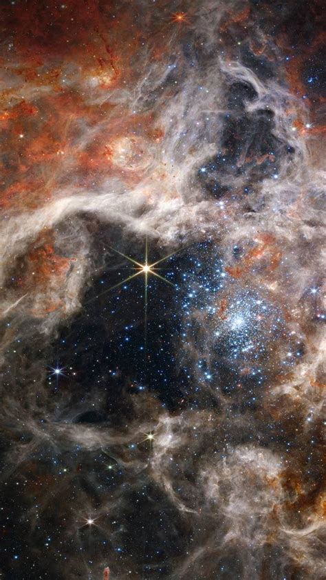 Bing Wallpaper Space 的图像结果