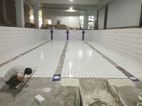 竞赛标准游泳池瓷砖施工工艺重点