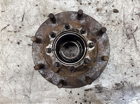 10023603 - | GMC C5500 Hub for Sale