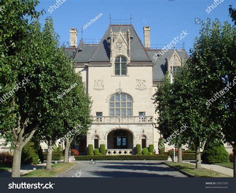 Salve Regina University Admissions