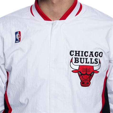 Starter Chicago Bulls The D-line Satin Jacket In White For, 41% OFF