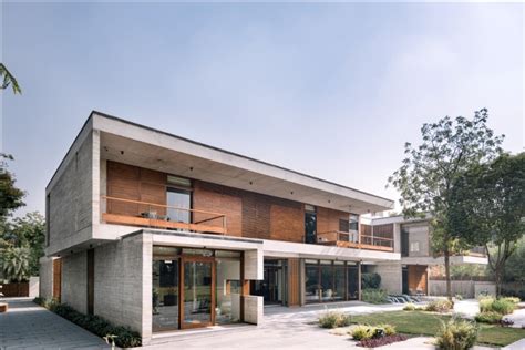 contemporary house in india