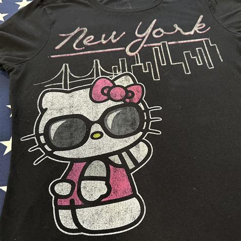 Hello Kitty New York City Shirt -size women’s... - Depop