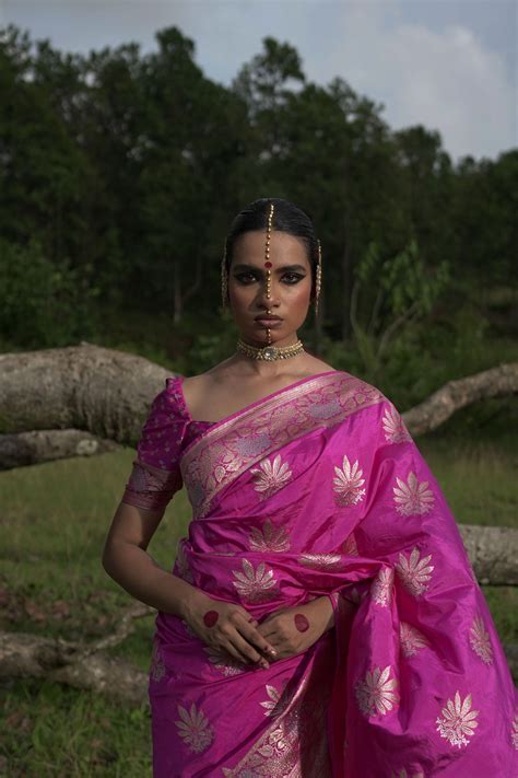 Mridangini Saree - Buy Fuschia Pink Katan Silk Banarasi Saree | Huts ...