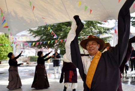 Photos Chine : journée d'émancipation des serfs au Tibet — Chine ...