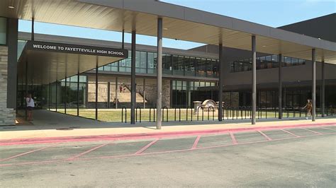 Fayetteville Public Schools to add more resource officers | 5newsonline.com