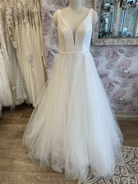 Stella York Sample Wedding Dress Save 69% - Stillwhite