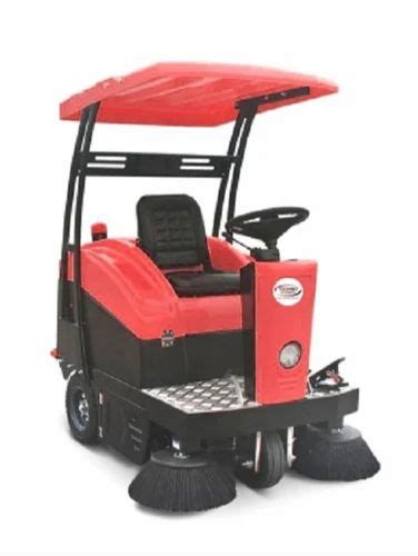 Floor Sweepers - Ride On Sweeper TRS 1300 Hotels / Restaurants from Noida