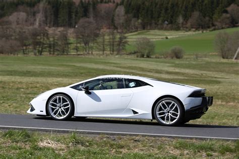 2017 Lamborghini Huracan Superleggera Spied, Shows New GT3-Inspired Exhaust Tips - autoevolution