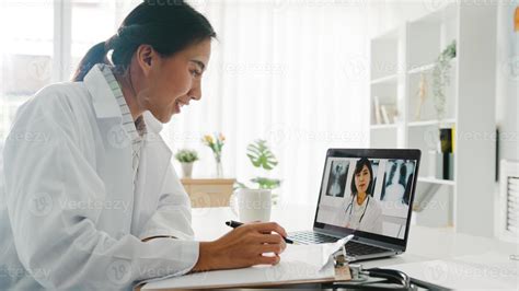 Image result for Dentists Using Computer