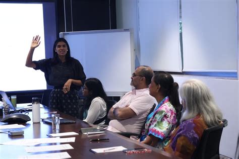 The Art of Looking at Art: Decoding Tech Art in the Post-Truth Era