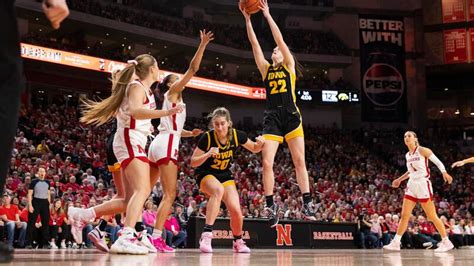 Iowa’s Caitlin Clark needs 8 points to set NCAA scoring record after ...
