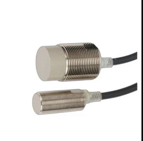 Omron Proximity Sensors - E2E - X5Y1- 2M Omron Proximity Sensor for ...