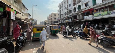 'Learnt to Live With It,' Say Ahmedabad Muslims as BJP Invokes 2002 ...