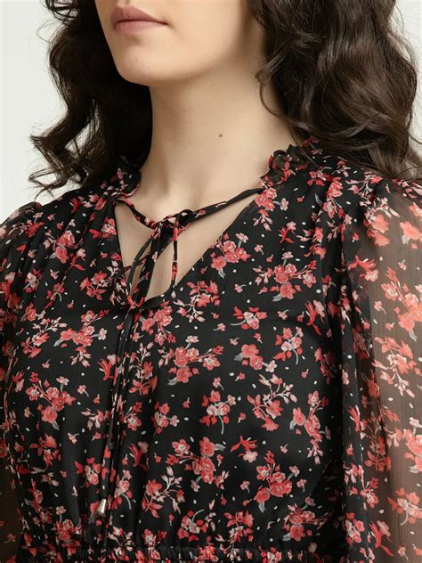 Black Red Mini Dress with Sleeves – Stylish & Comfortable Fit – June 9 ...