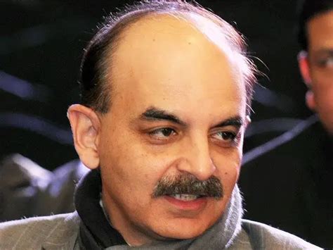 Viom Networks CEO Syed Safawi quits - The Economic Times