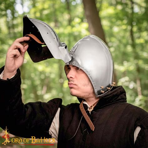 Hounskull Bascinet Helmet with Liner | 14th Century Style