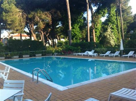 EUROPA PARK HOTEL (Lido di Spina) - Inn Reviews & Photos - Tripadvisor