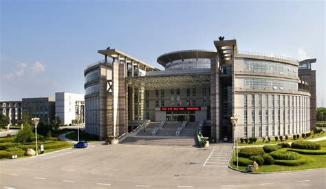 沈阳理工大学有几个校区及校区地址哪个校区最好_高三网