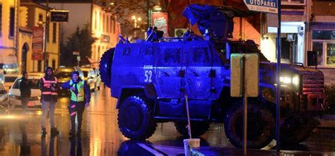 Dressed As Santa Claus, Gunman Attacks Istanbul Night Club During New ...