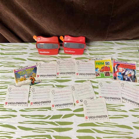 Vintage View Masters + Picture Reels Set