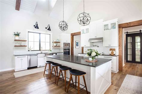 What Is Modern Farmhouse Style Interior Design - Design Talk