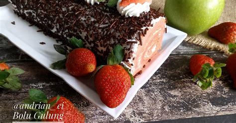 Resep Bolu Gulung Ekonomis ala Ordinary Kitchen oleh Bunda  