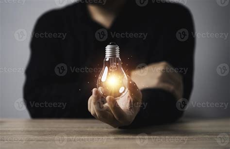 Innovation Bulb 的图像结果