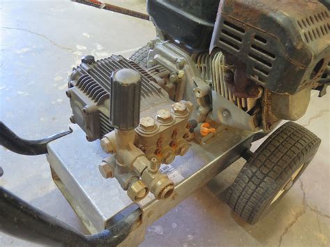 MI-T-M CM3200-0MMB ChoreMaster Series 3200 PSI Pressure Washer - Oahu ...