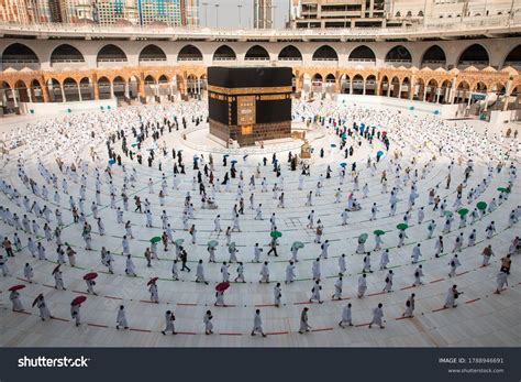 48+ Thousand Makkah Royalty-Free Images, Stock Photos & Pictures ...