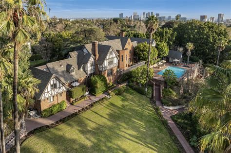 A Foodie's Guide to Studio City Restaurants The Hollywood Home