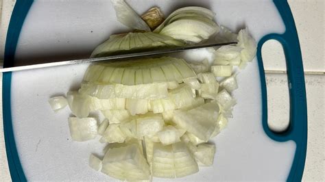 How to Dice an Onion