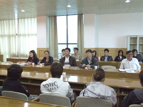 经济贸易学院召开越南留学生座谈会-云南农业大学 新闻网