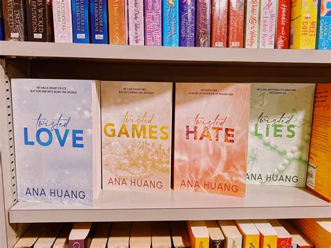 Guide to Fourth Wing: Summary, Spicy Chapters & Honest Thoughts