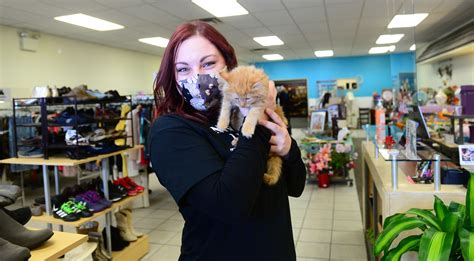 Nine Lives Thrift Shop | PHOTOS – The Morning Call