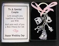 Gifts On Wedding Day by Wedding Day Gift Keyring Keepsake For And Groom Gifts On Wedding Day