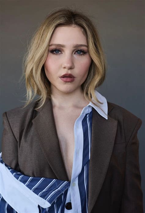 Ella Anderson's 2025 Photoshoot • CelebMafia