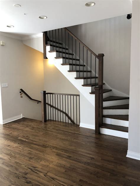 How Long Does Hardwood Flooring Last? Factors That Impact Lifespan ...