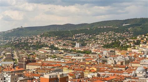 MORINA ROOMS (Trieste) - Hotel Reviews, Photos, Rate Comparison ...