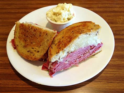 BENJIES NY DELI, Santa Ana - Photos & Restaurant Reviews - Order Online ...